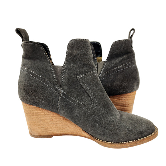 Blondo Wedge Bootie 7M Womens Irving Chelsea Waterproof Gray Suede Leather READ - Picture 5 of 12